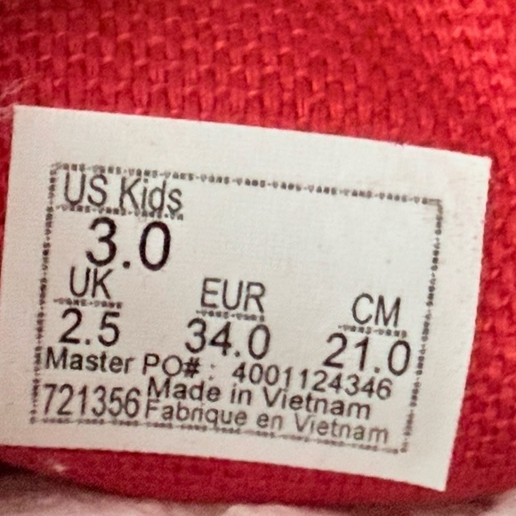 Vans X Where's Waldo? Slip-On Kid's Sneakers Find Steve Beach Design Sz Kids 3 - Picture 5 of 6